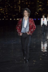 Look 39