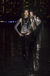 Look 64