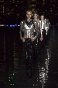 Look 75