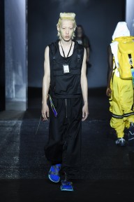 Look 19