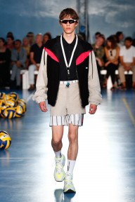 Look 12