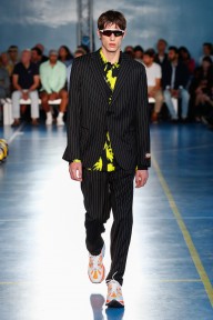 Look 32