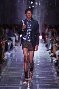 Look 15