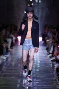 Look 25