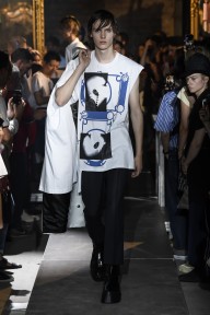 Look 11