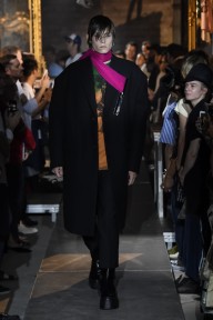 Look 19
