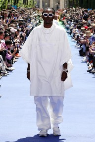 Look 16