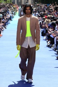 Look 19