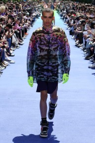 Look 28