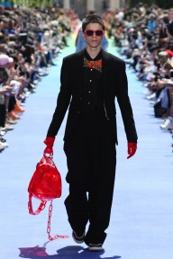 Look 48