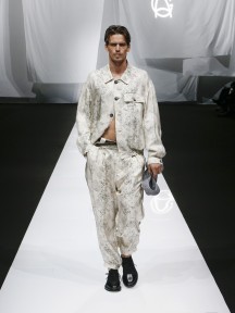 Look 75