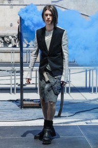 Look 11