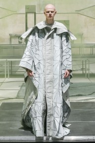 Look 25