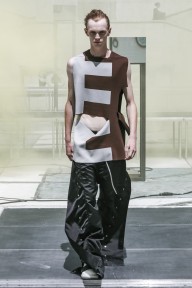 Look 32