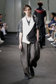 Look 3