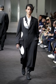 Look 10