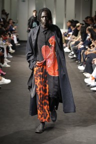 Look 32