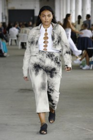 Look 15