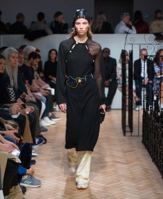 Look 32