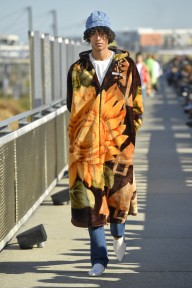 Look 18