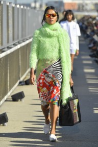 Look 15