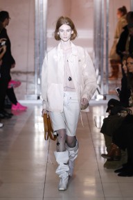 Look 3