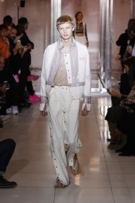 Look 10