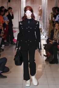 Look 32