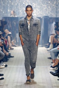 Look 10