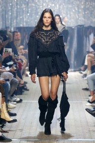 Look 32