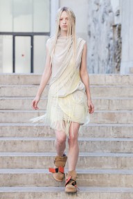 Look 10