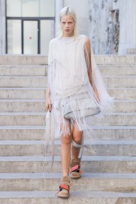 Look 12