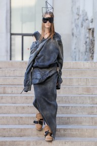 Look 19