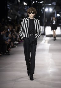 Look 18
