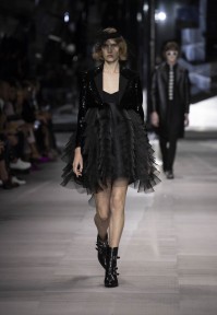Look 25