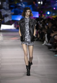 Look 32