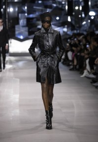 Look 60
