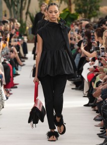 Look 5