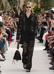 Look 11