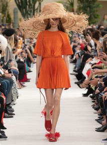 Look 29