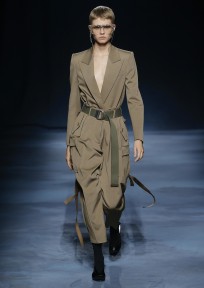 Look 15