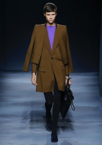 Look 16