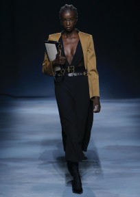 Look 18