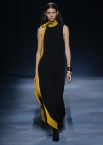 Look 32
