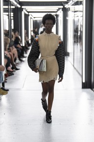 Look 32