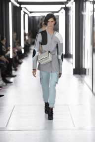 Look 38