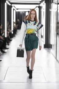 Look 44