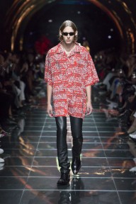 Look 32