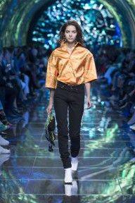 Look 29