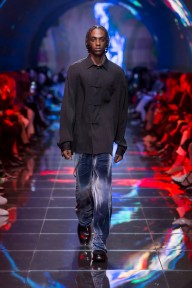 Look 28